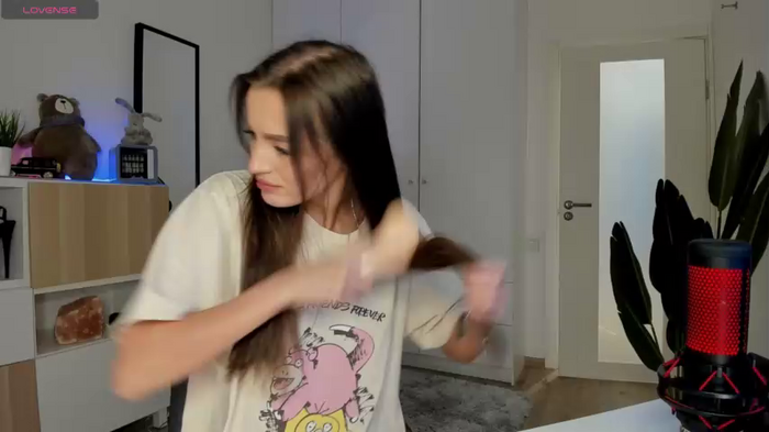 xxx_leila