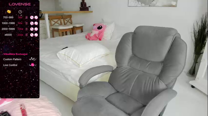 lili_and_niki