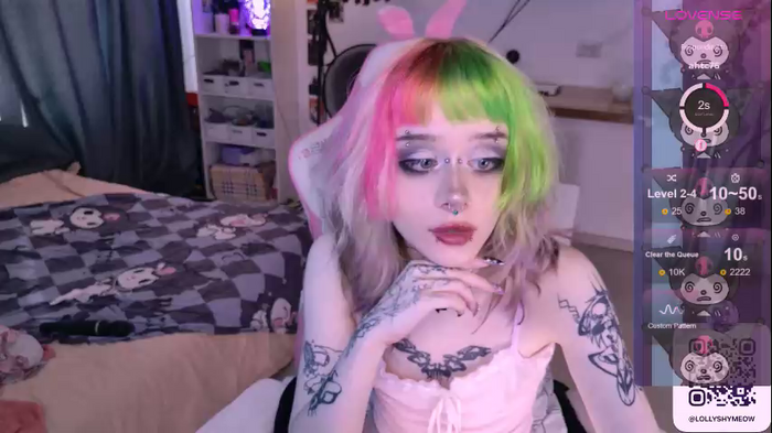 lollyshy__