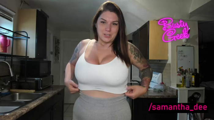 busty_geek48