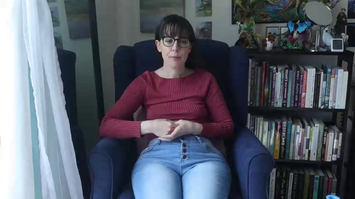 ellynaomi