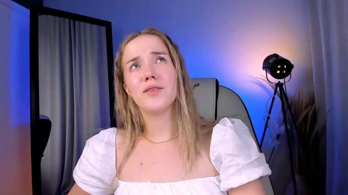 a_m_e_l_i_a