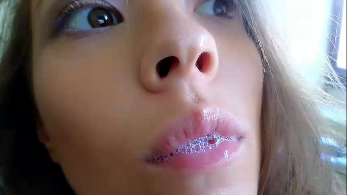 _demi_dee_