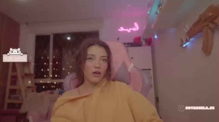 angela_5