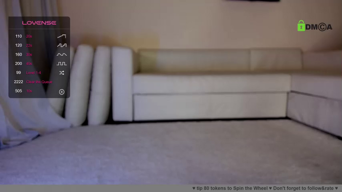 hollyextra