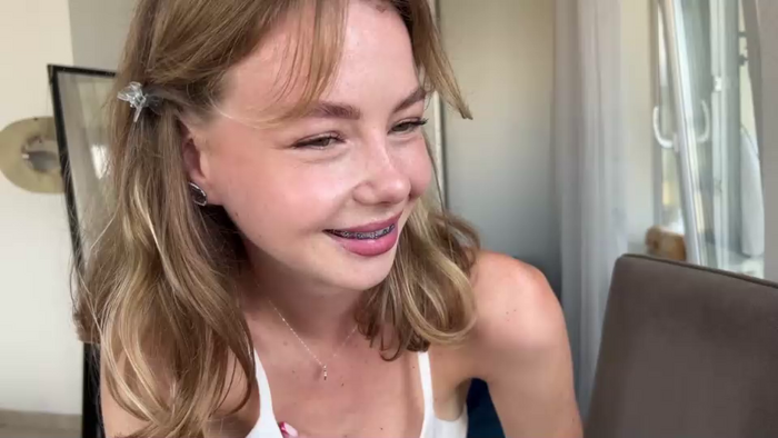 elli_harmon