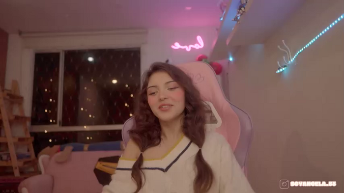 angela_5