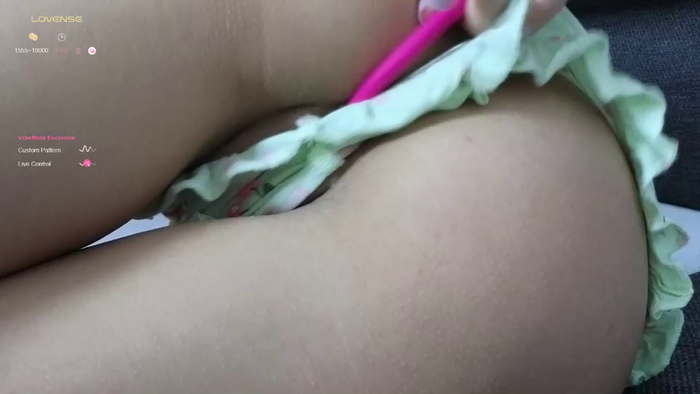 tease_me__
