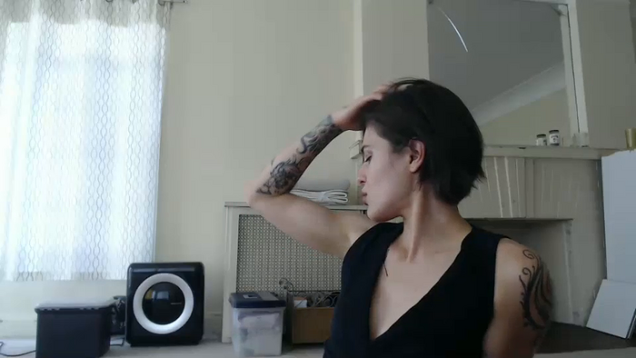 thea_chamelion
