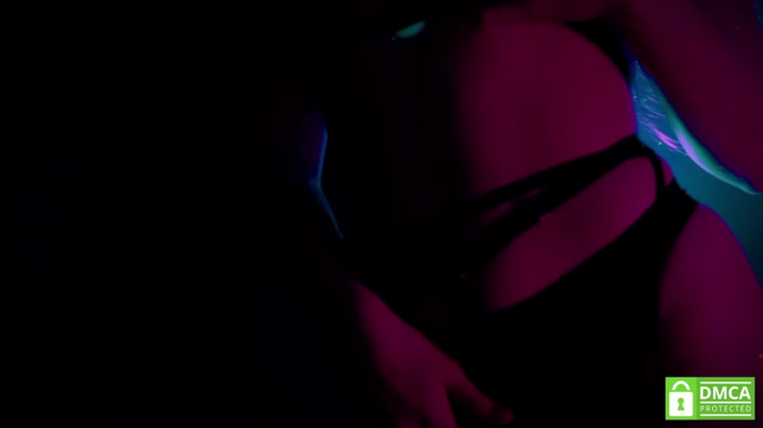 diana_alison