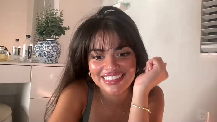 poutyselena