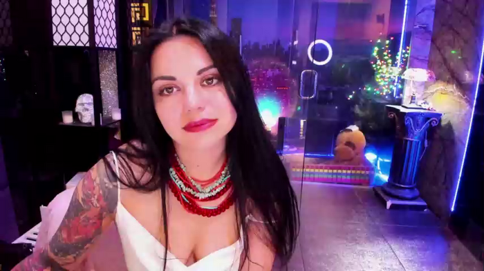 alma_pearl