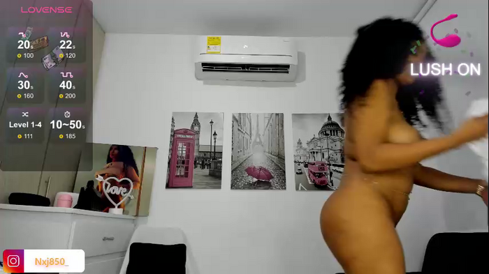 naomixjones1