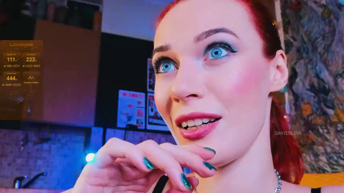 giantess_eva