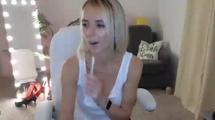 2024/08/08/chaturbate-martha_mayer-20-58-34