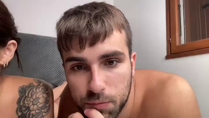 thony_grey