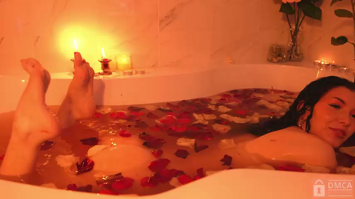 sophia_lean