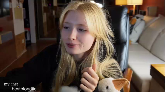 bestblondiiecb