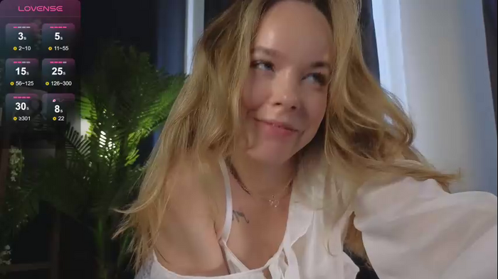 milly_shy