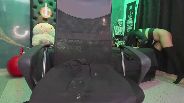 alexhoe_