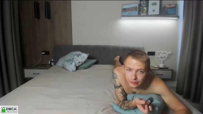 tommienaomi