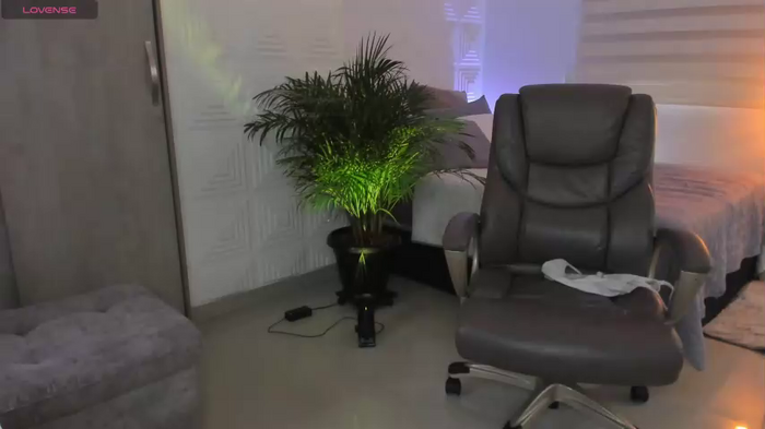 amy_queen7