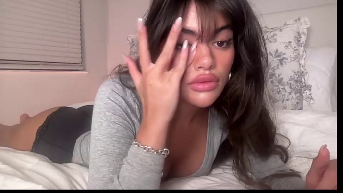poutyselena