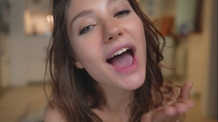 mia_elfie