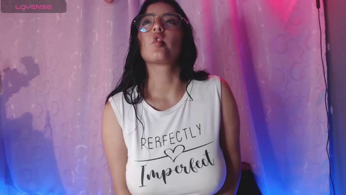 petite_camila