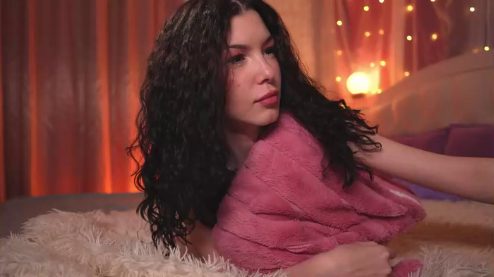 sophia_lean