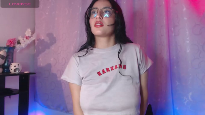 petite_camila