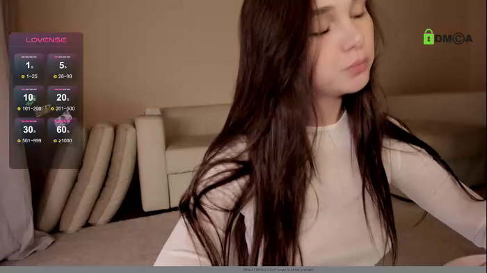 hollyextra