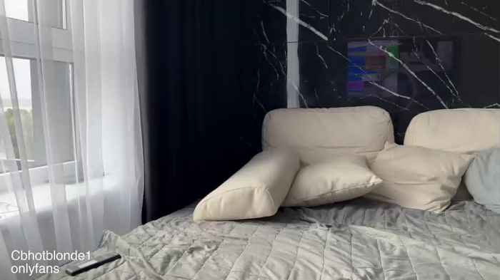 cbhotblonde