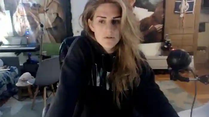 2024/09/12/chaturbate-katiecutie_5-05-13-03