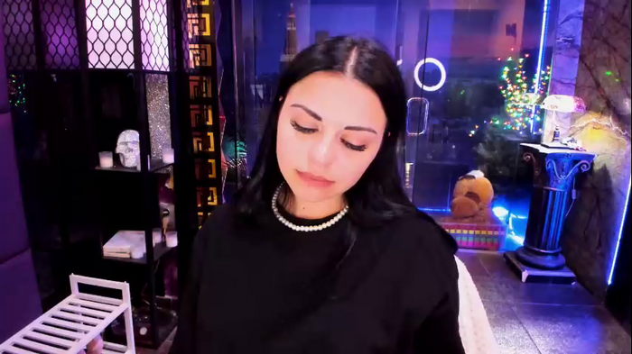 alma_pearl