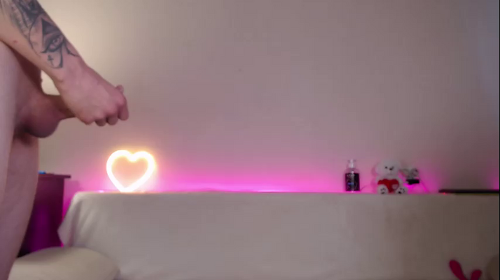 nikki_maks