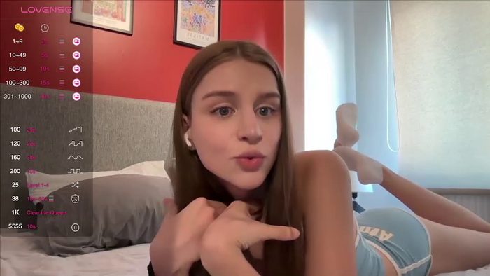 evie_may