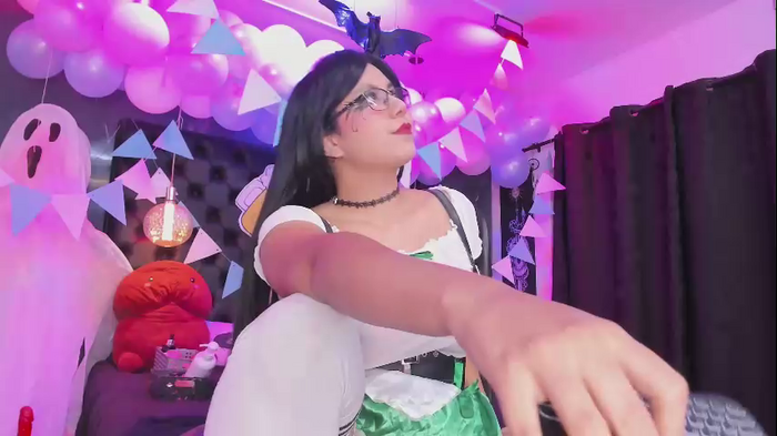 alexhoe_
