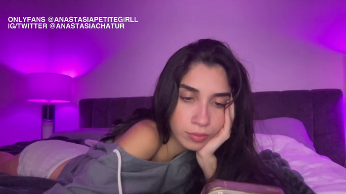 anastasiapetitegirll