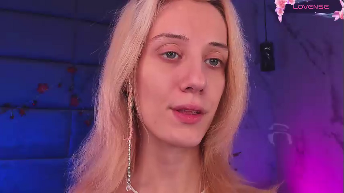 dreamy_kira