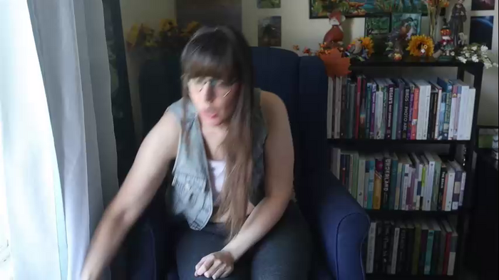 ellynaomi