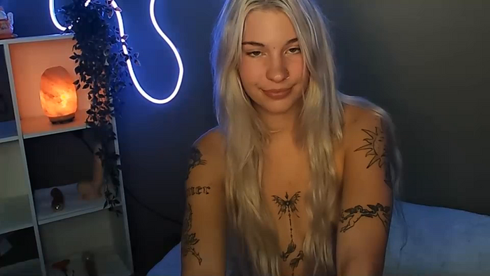 annieangel18