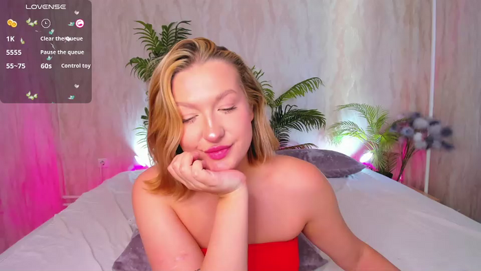 hollyylee