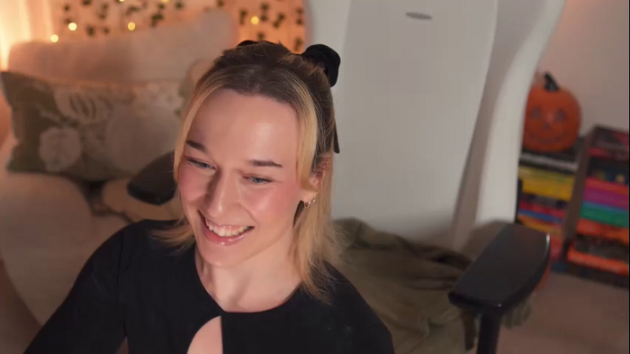 emily_fox_official