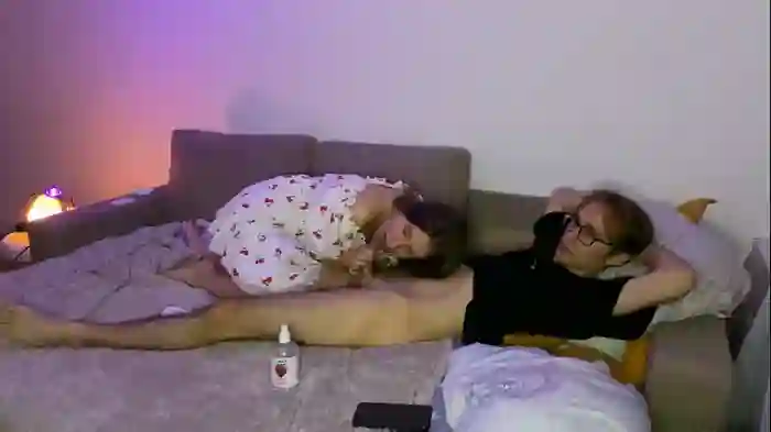 2024/10/10/chaturbate-sabrinaanddaniel-21-20-11
