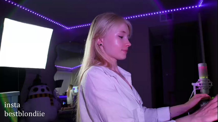 bestblondiiecb