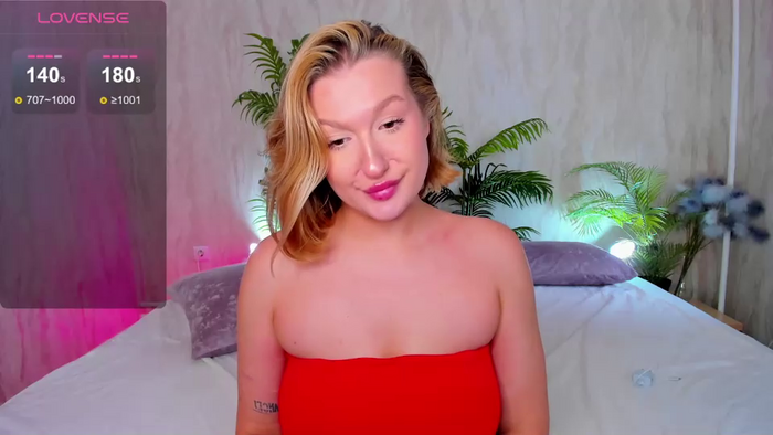 hollyylee