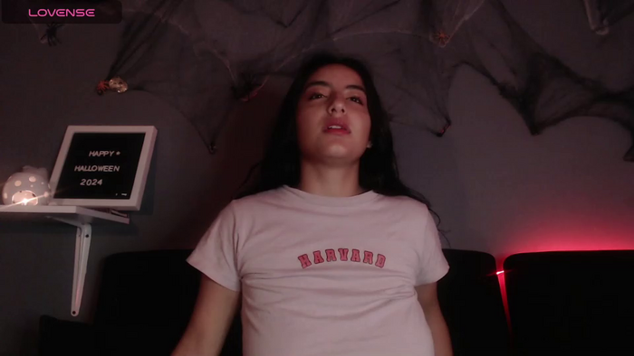 petite_camila