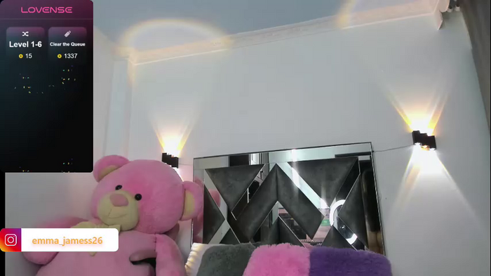 emma_jamess