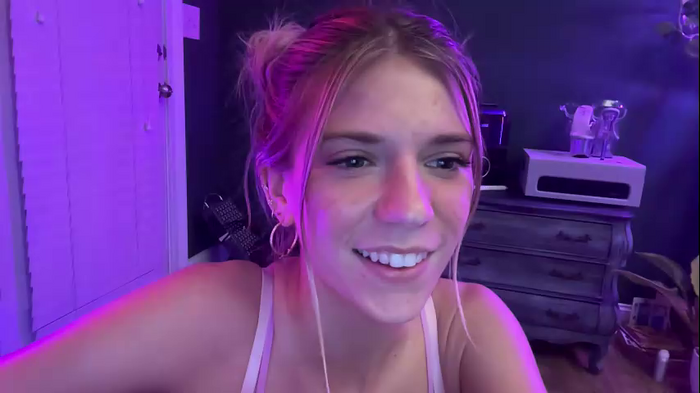 oliviahansleyy